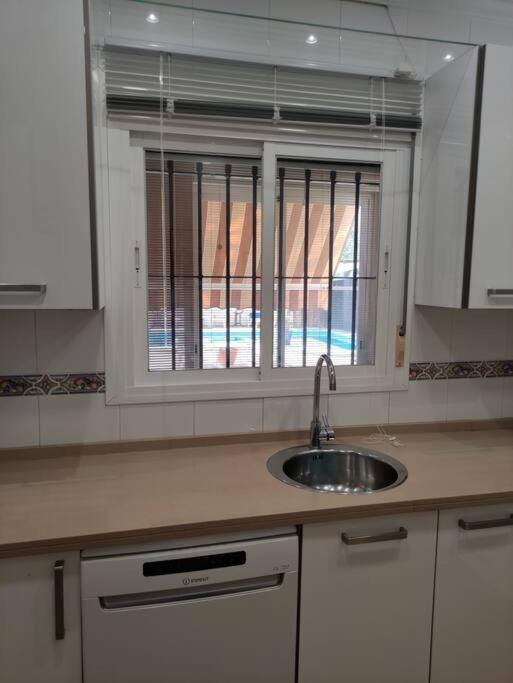 Chalet Con Capacidad Para 8 Personas Chiclana de la Frontera Ngoại thất bức ảnh