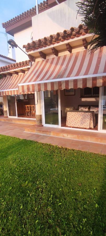 Chalet Con Capacidad Para 8 Personas Chiclana de la Frontera Ngoại thất bức ảnh